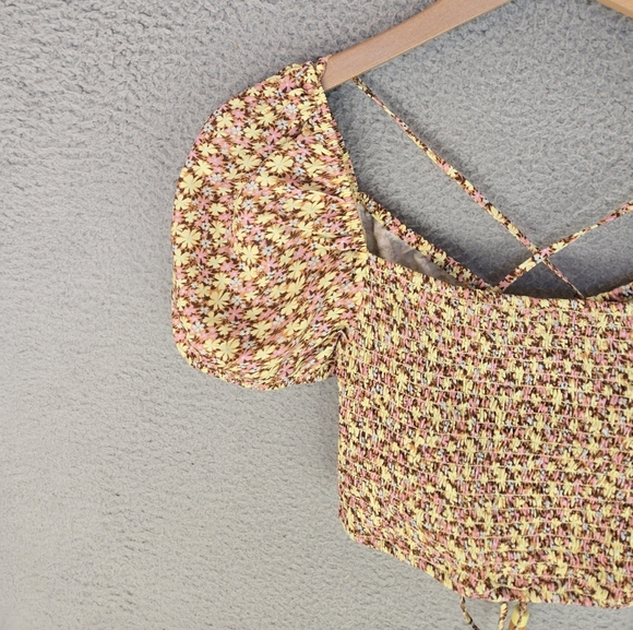 Maaji Womens Beach Wear Tops Sz M Cutout Ditsy Flower Pink Yellow Versatile Wear - Picture 10 of 15